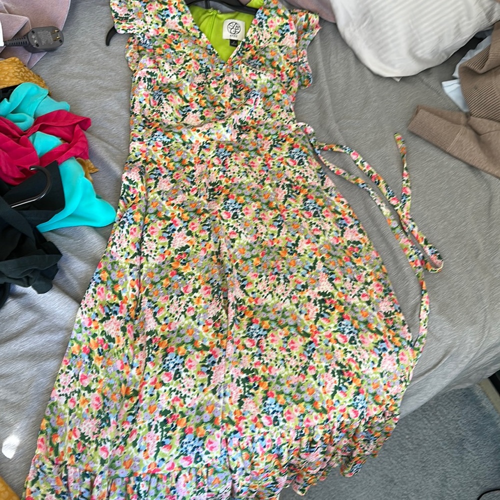 Sage midi dress only worn once